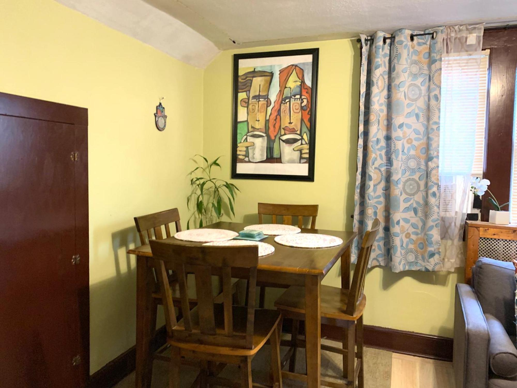 Cozy 2Nd Floor Apartment With Private Entrance Чикопи Екстериор снимка